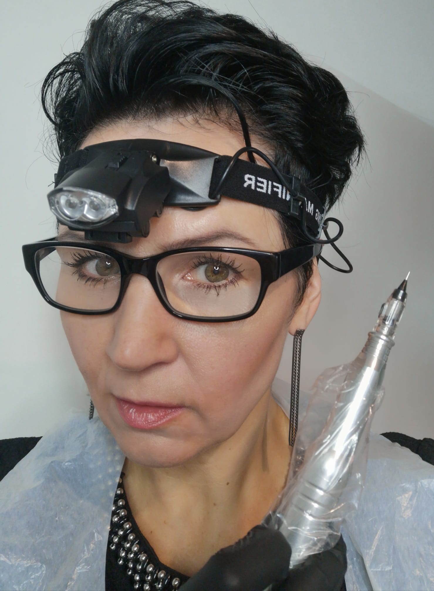 przygotowanie do makijażu pernamentnego, klinika medycyny estetycznej roseti med&beuaty w myślenicach