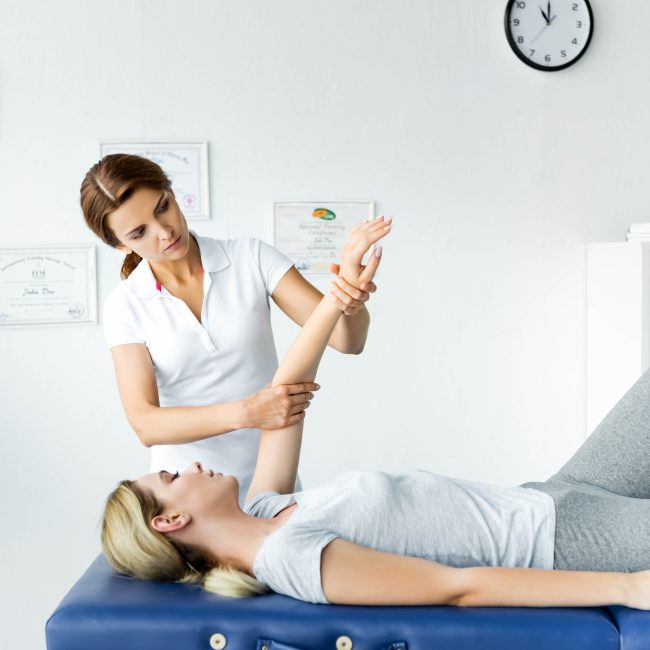 masaż powięziowy w klinice medycyny estetycznej roseti med&beauty w Myślenicach